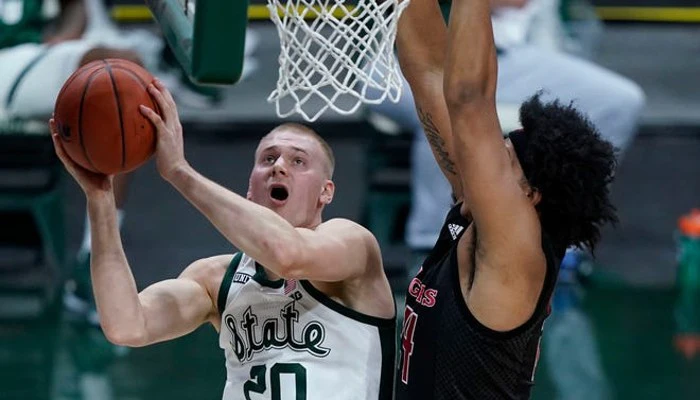 March Madness Sweet 16 Player Props Predictions