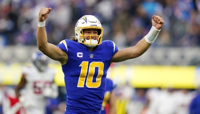 Gambling News 8 nfl tnf props picks week 15