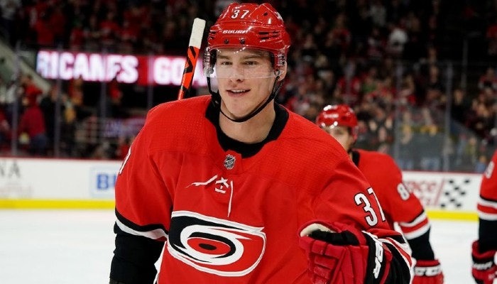 Take These Three Favorites in Thursday NHL Betting