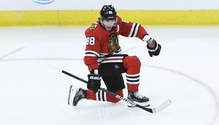 Gambling News 8 Stars vs. Blackhawks Money Line Pick for Sunday