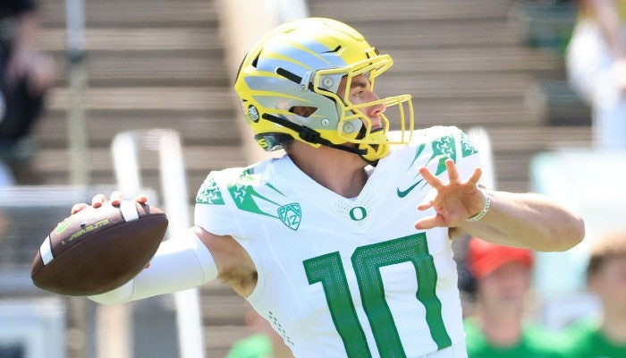 Gambling News 8 NCAA Football Week 1 Over/Under Predictions