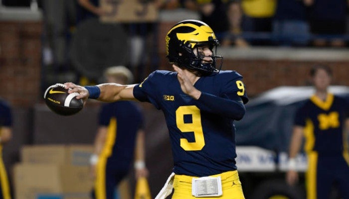 Gambling News 9 ncaaf week 12 totals picks