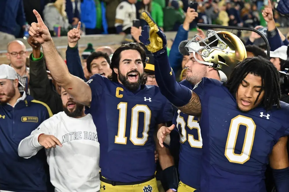 notre dame players celebrating