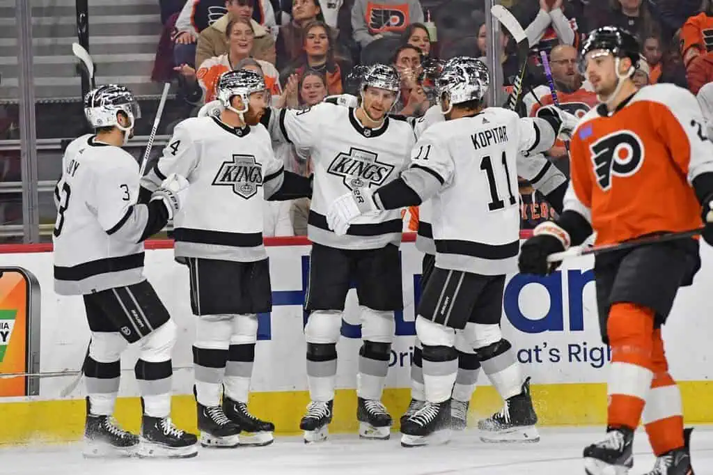 NHL 8 Los Angeles Kings vs. Philadelphia Flyers Pick & Prediction NOVEMBER 11th 2023