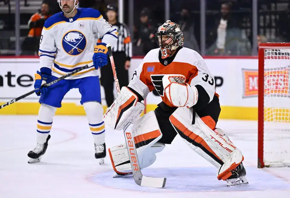 flyers goalie & sabres player