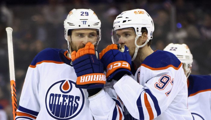 Learn how to bet on NHL teams to make the playoffs.