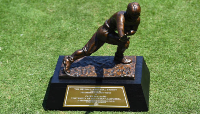 Betting on the Heisman Trophy