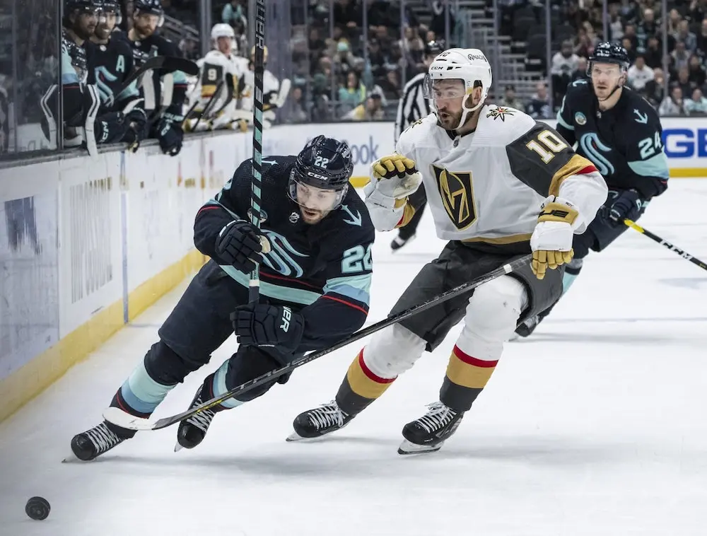 seattle kraken player vs vegas nhl player