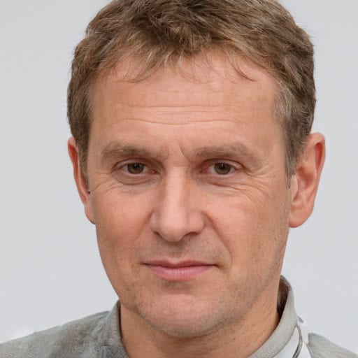 Dan Jones Profile at Scores and Stats