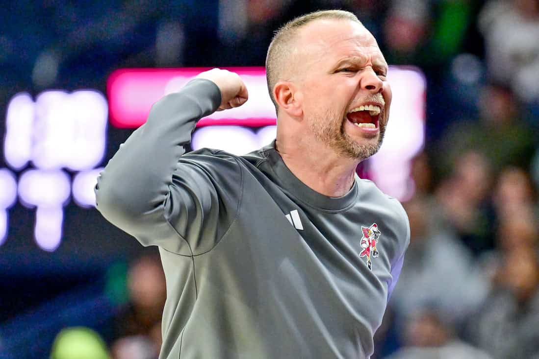 Virginia Tech Hokies vs Louisville Cardinals