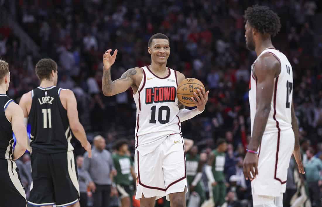 9 Houston player celebrating