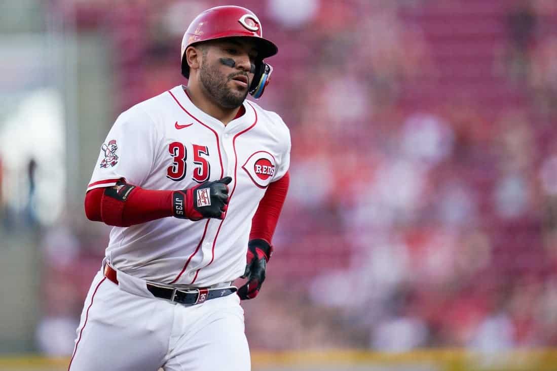 Cincinnati Reds vs St. Louis Cardinals Picks and Predictions April 29th 2025
