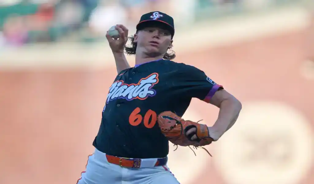 1 San Francisco Giants pitcher throws during game against the Detroit Tigers on May 26, 2025.