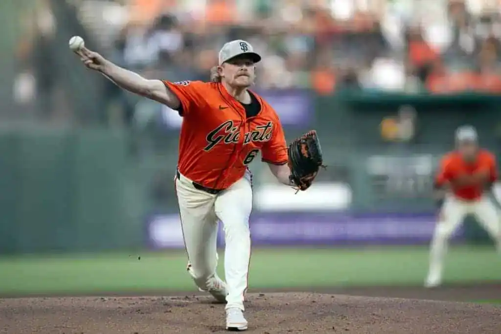 2 GIANTS PLAYER PLAY