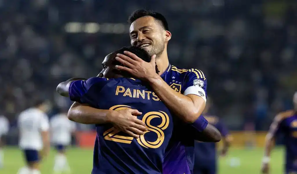 LA Galaxy Celebrate Win